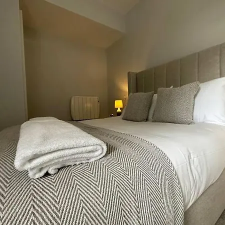 Superior Stay, Sophia Gardens, City Centre And Stadium Sleeps 4 Cardiff Exterior photo